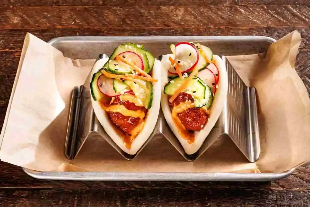 Korean Fried Chicken Bao Buns